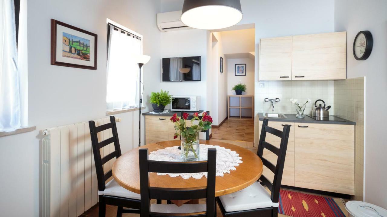 Apartments C52 Ровинь Экстерьер фото
